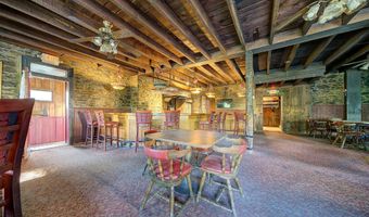 2165 STATE St, Alburtis, PA 18011