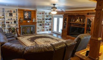 253 N 8th St, Batesville, AR 72501