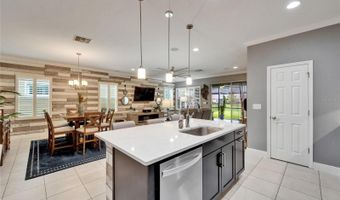 6127 COLMAR Pl, Apollo Beach, FL 33572