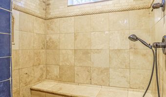 32 CIELO DORADO Dr, Anthony, NM 88021