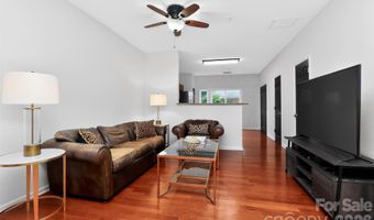 3909 Picasso Ct, Charlotte, NC 28205