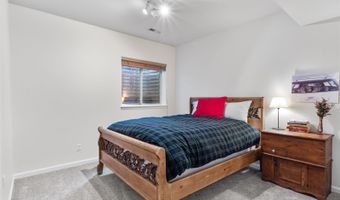 6643 Orion Ct, Arvada, CO 80007