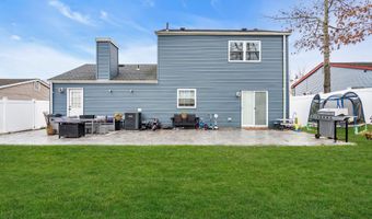 5 Sloop Ct, Barnegat, NJ 08005