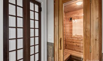 135 Westwood Pl, Asheville, NC 28806