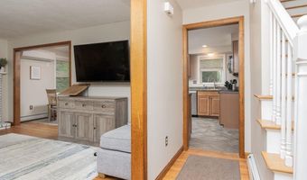 27 Grafton Dr, Bedford, NH 03110