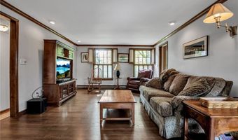 64 Dan Troy Dr, Amherst, NY 14221