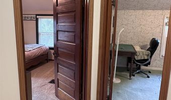 709 N St, Aurora, NE 68818