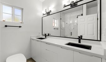 5030 Newcastle Ave, Encino, CA 91316