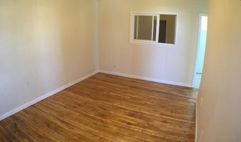 569 Hammond St, Bangor, ME 04401