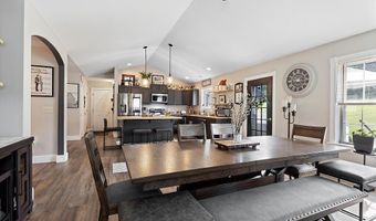 15 Fieldstone Dr, Augusta, ME 04330