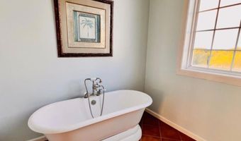 108 Kiawa Way, Atlantic Beach, NC 28512