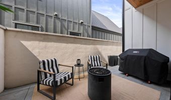 2856 Kobuk Dr A, Columbus, OH 43228