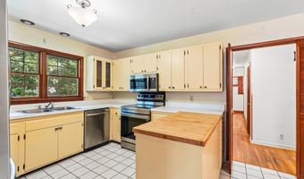 2410 State Ave, Ames, IA 50014