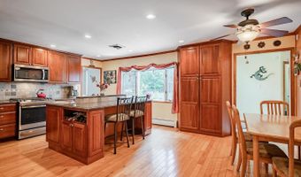 1449 FORT WASHINGTON Ave, Ambler, PA 19002