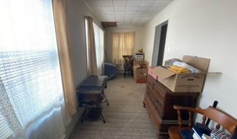 36 Prospect St, Andover, NJ 07801