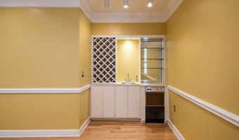 220 Lake Shore Dr, Alma, GA 31510