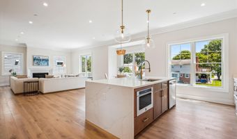 10033 CLUE Dr, Bethesda, MD 20817