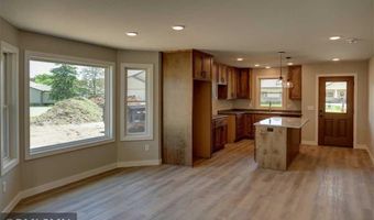 620 Pondhurst Dr, Amery, WI 54001