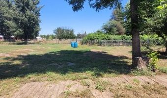 21092 Shelly Ln, Anderson, CA 96007
