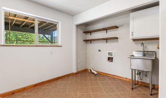 671 Kelso Woods Dr, Athol, ID 83801