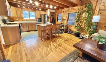 1207 Iron Gate Rd, Cambridge, VT 05444