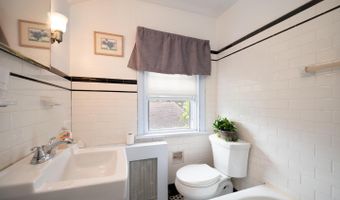 203 COMMONWEALTH Ave, Claymont, DE 19703