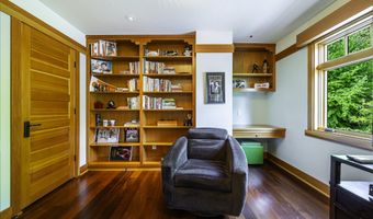 99 Granite St, Ashland, OR 97520