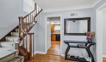 6771 Elbrook Ave, Amberley, OH 45237