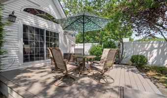 45 County Line Rd, Amityville, NY 11701