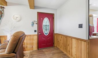4 Skyline Dr, Adrian, MO 64720