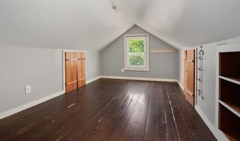 920 High St, Baldwin City, KS 66006