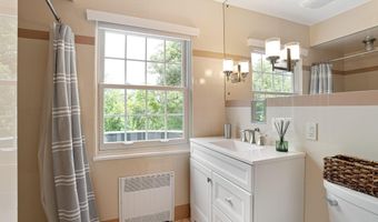 500 36th St NW, Austin, MN 55912