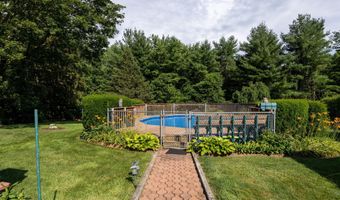 622 Wiese Rd, Cheshire, CT 06410