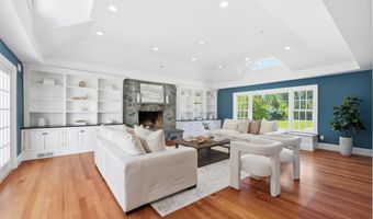 1337 KINGSTON Ave, Alexandria, VA 22302