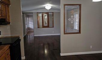 656 Water St, Bakersville, NC 28705