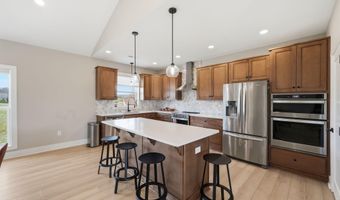 806 River Dr, Blaine, TN 37709