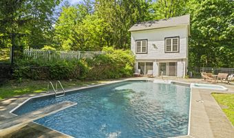 341 Chapel Hill Rd, Atlantic Highlands, NJ 07716