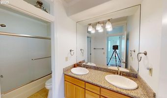 16898 CROWN TERRACE Rd, Brookings, OR 97415