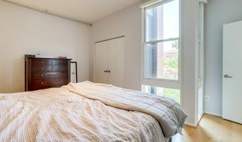 3800 LANGSTON Blvd 202, Arlington, VA 22207