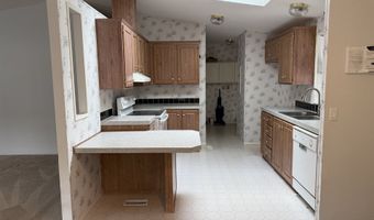 5335 S Main St 155, Springfield, OR 97478