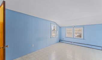 32 Brentwood Dr, Bloomfield, CT 06002