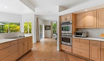 210 E Panana Pl, Kihei, HI 96753