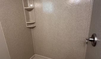 1323 N 3rd St, Aberdeen, SD 57401