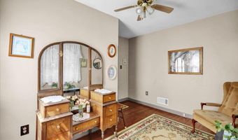 1717 FRIEDENSBURG Rd, Reading, PA 19606
