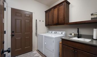 77 Blaze Peak Ct, Bozeman, MT 59718