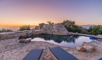 3365 Red Mountain Heights Dr, Fallbrook, CA 92028