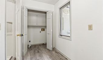 2373 Woodcreek Ct, Tucker, GA 30084