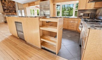 2100 Churchill Dr, Anchorage, AK 99517