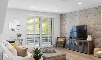 2511 State St, Carlsbad, CA 92008