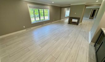 6730 Bennett Rd, Anderson Twp., OH 45230